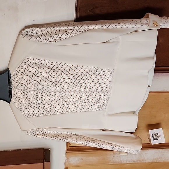 NWT Anne Klein Blazer Jacket size 2 cream color gold button closure - Picture 7 of 17